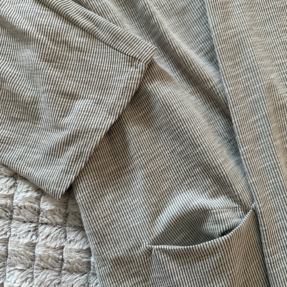 Donni Anthropologie slouchy cardigan - Picture 4 of 5